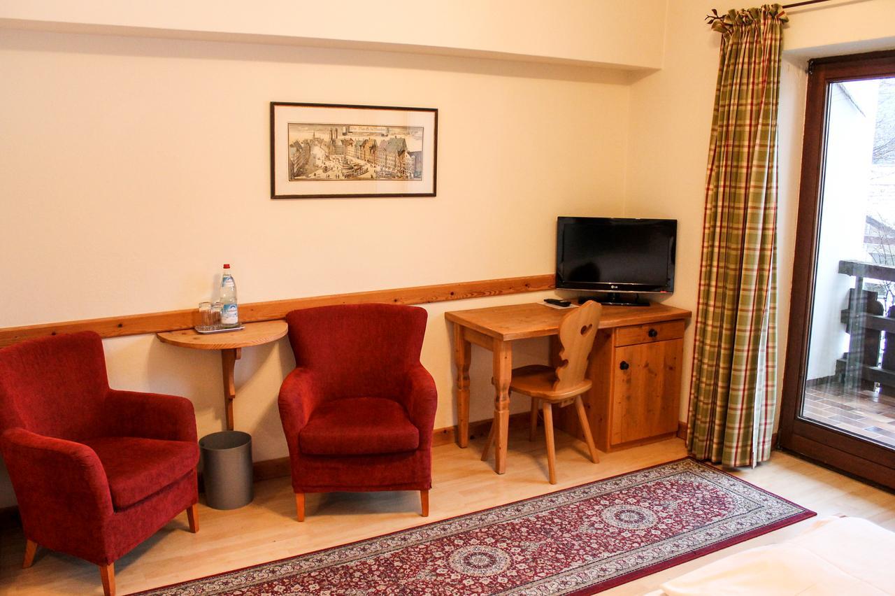 Hotel Forsthaus Oberau  Bagian luar foto